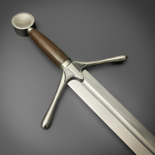 Halflang Broadsword