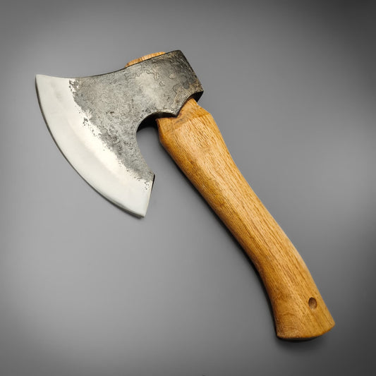 The Bushcraftsman Axe