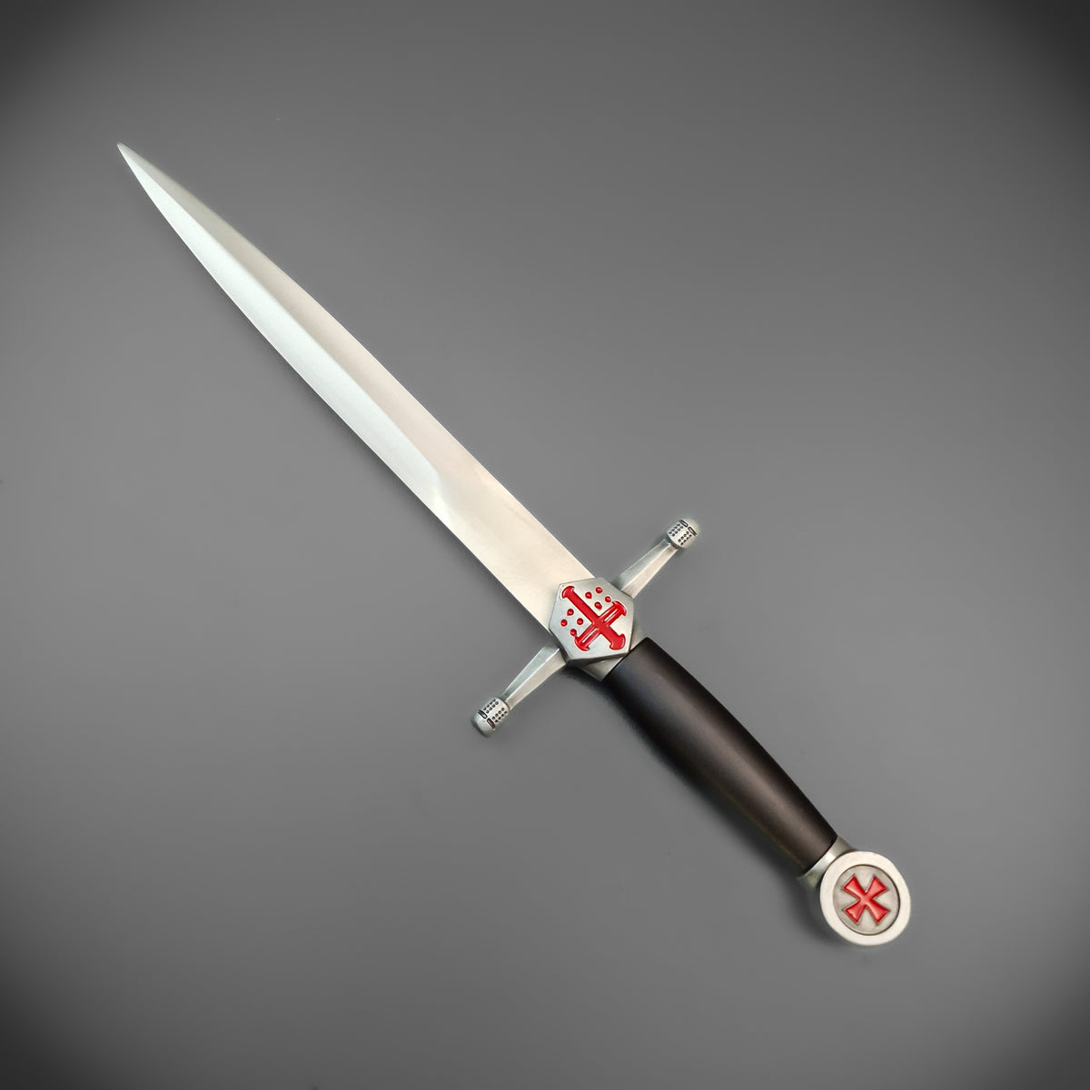 Templar Helm Dagger