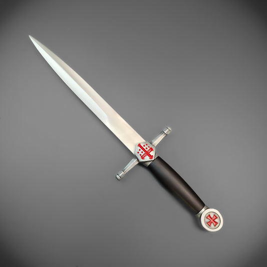 Templar Helm Dagger