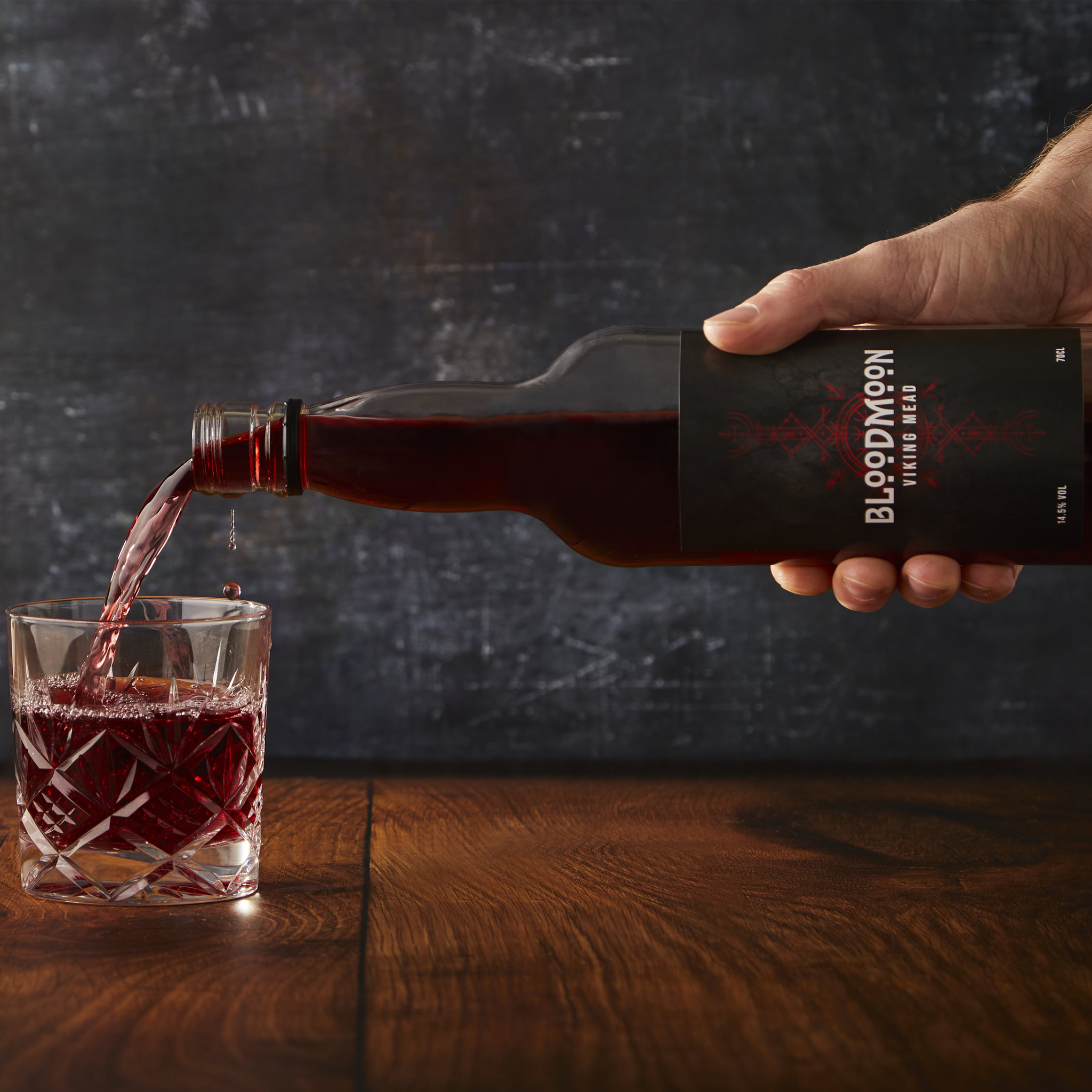 BloodMoon - Viking Mead - With FREE Horn – Raven Forge