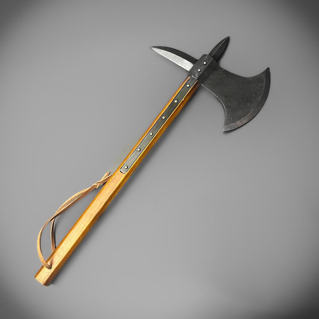 Medieval Knight Axe – Raven Forge