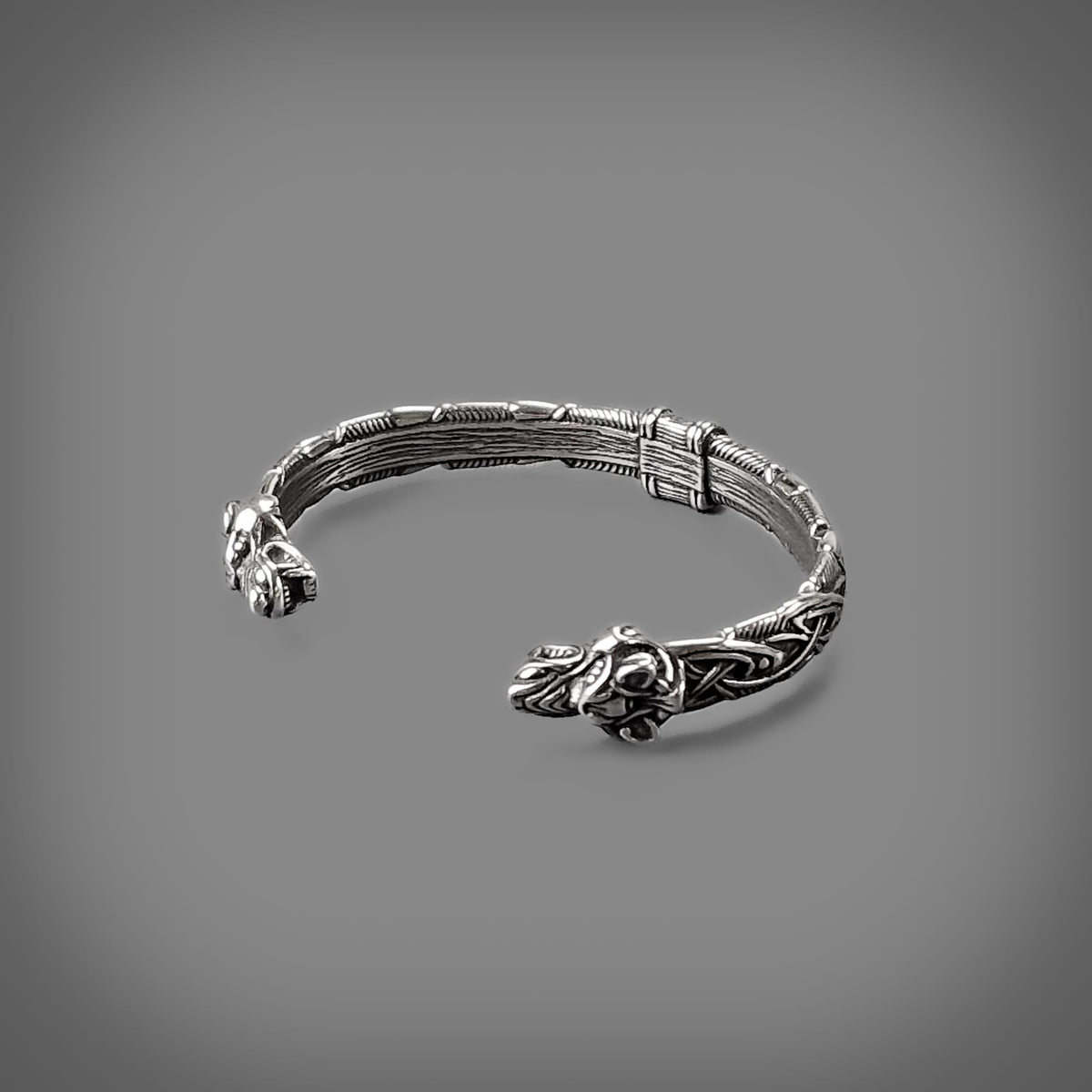 Wolf Cuff