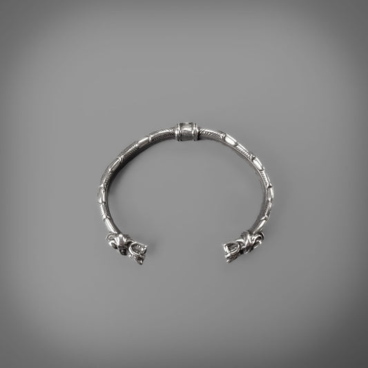 Wolf Cuff