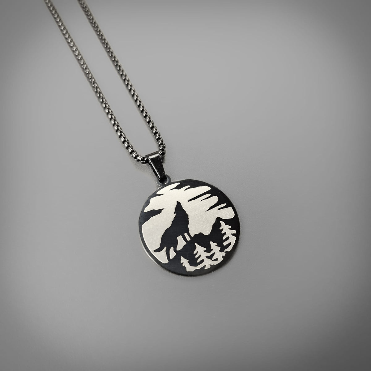 Howl at the Moon Pendant