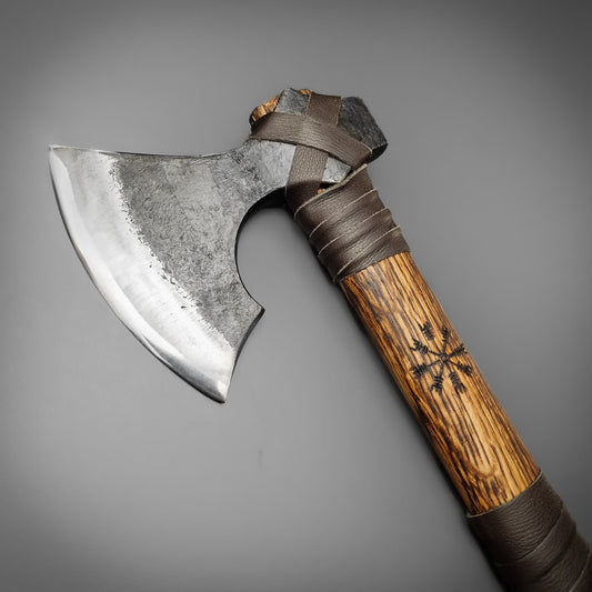 Helm of Awe Bearded Axe