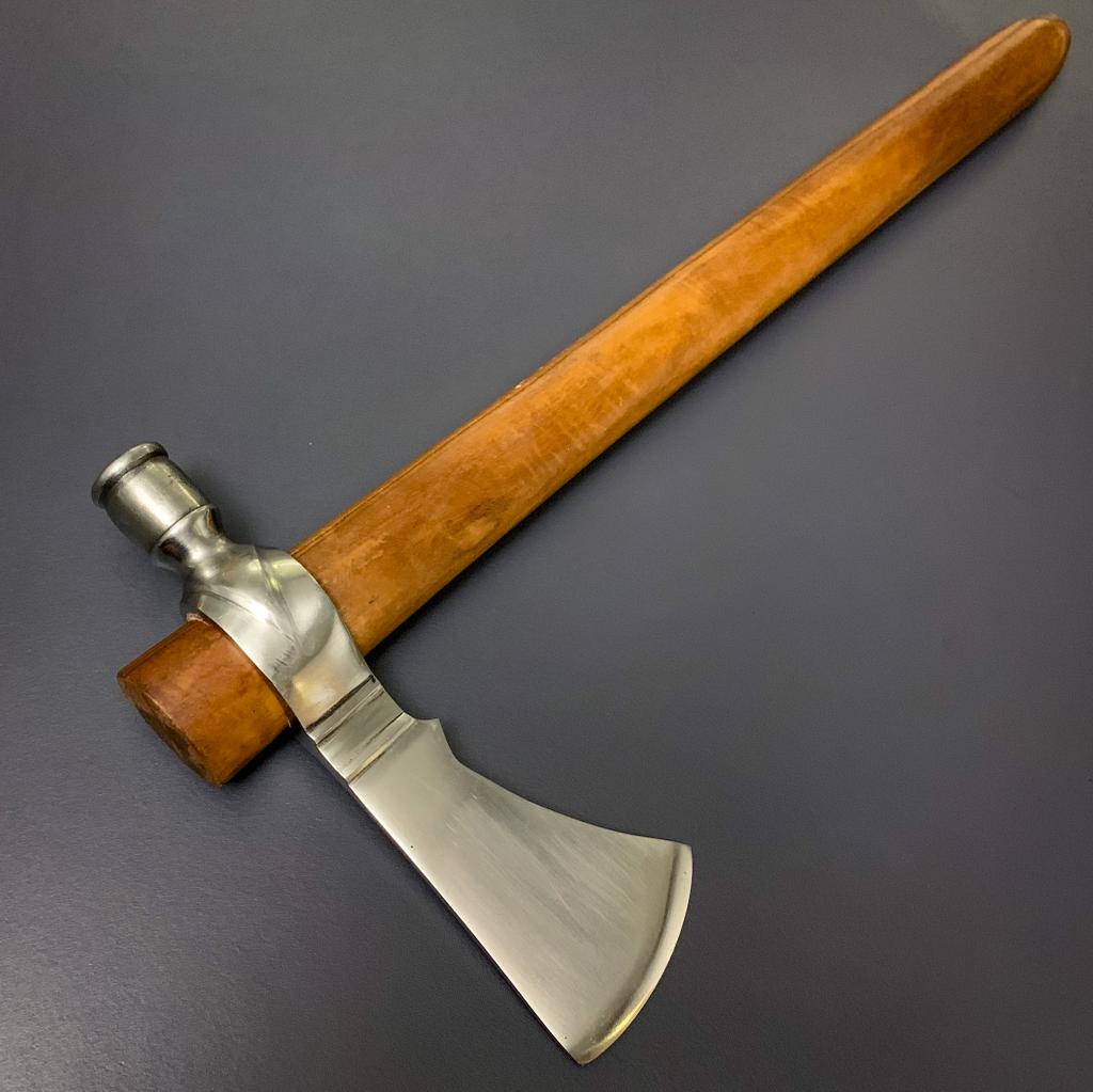 Tomahawk Peace Pipe